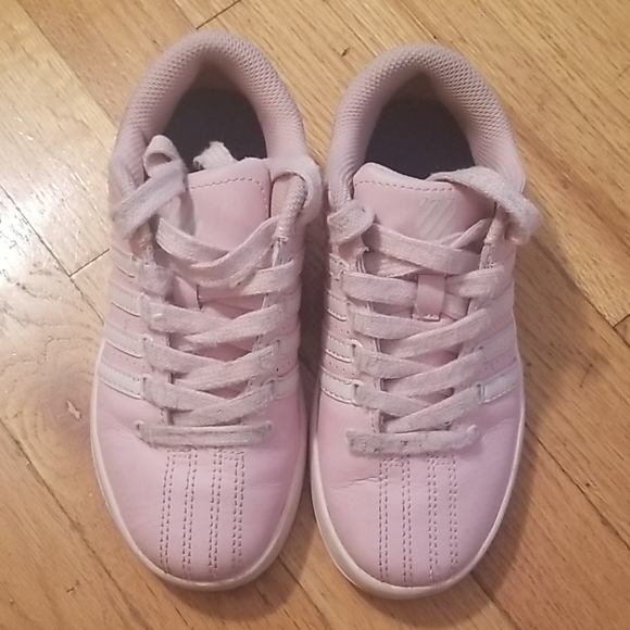 K-SWISS Shoes - Picture 2 of 6